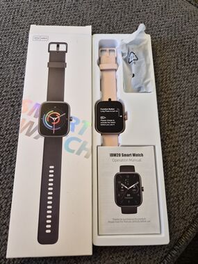 ID20 Smart Watch - Pink Silicone Band
